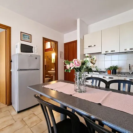 Homely With Great View And Pool *